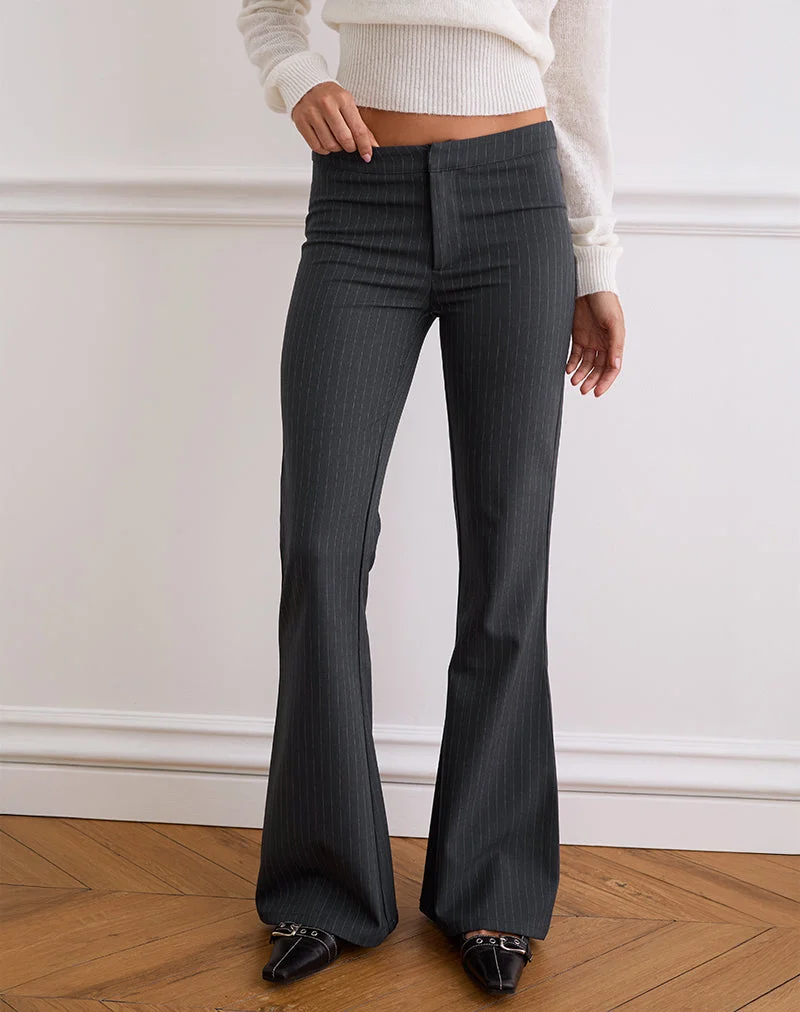Malvinas Hose in Tailoring Grau Gestreift