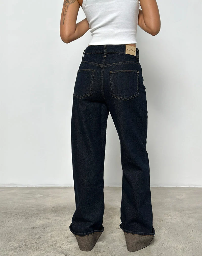 Mid Rise Turn Up Straight Jeans in Indigo