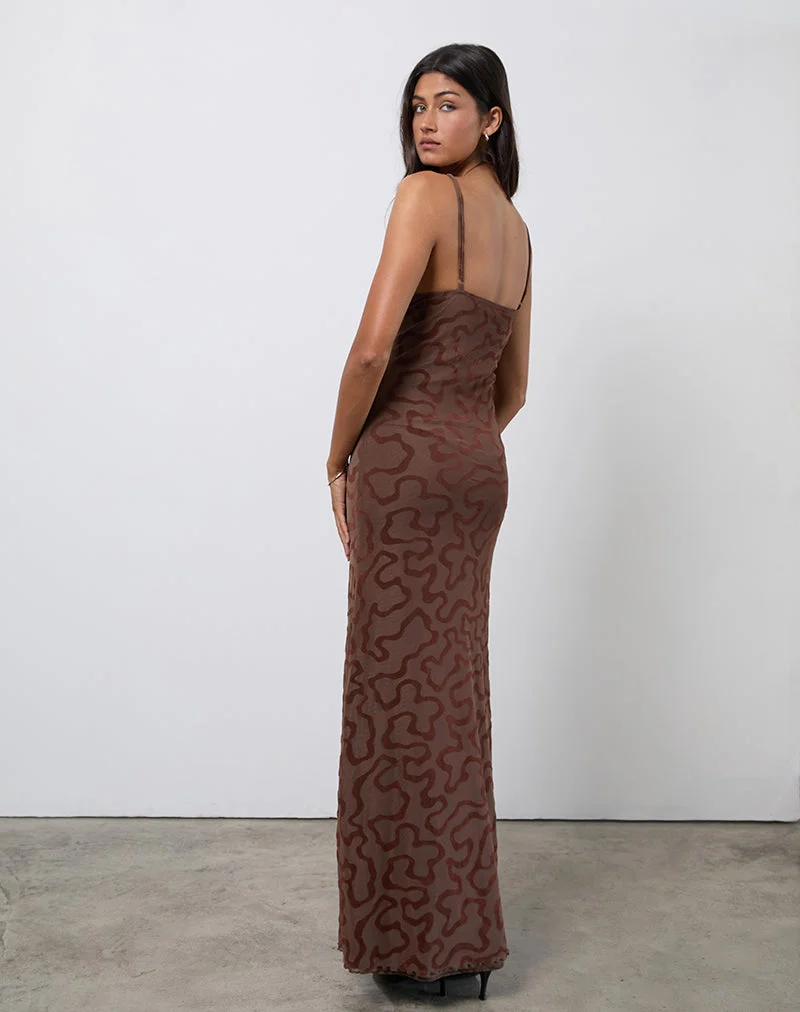 Kalana Maxikleid in Braun Swirl Flock