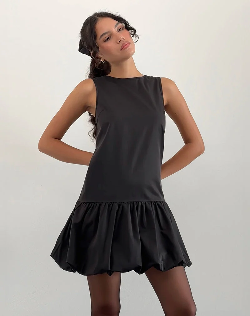 Tamilo Bubble Saum Minikleid in Schwarz