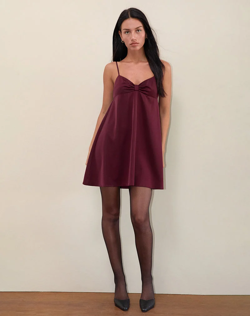 Rafaila Mini-Slipkleid aus Satin in Burgund