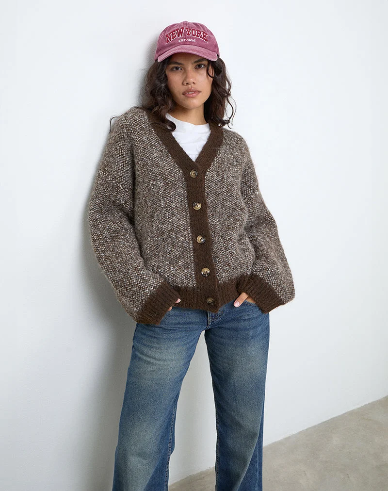 Ura Strickjacke in Übergröße in Braun und Creme