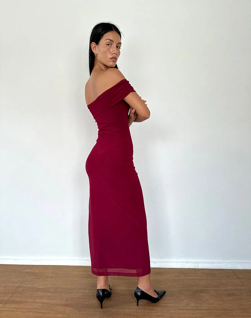 Tarna Bardot Maxikleid aus Mesh Burgundy