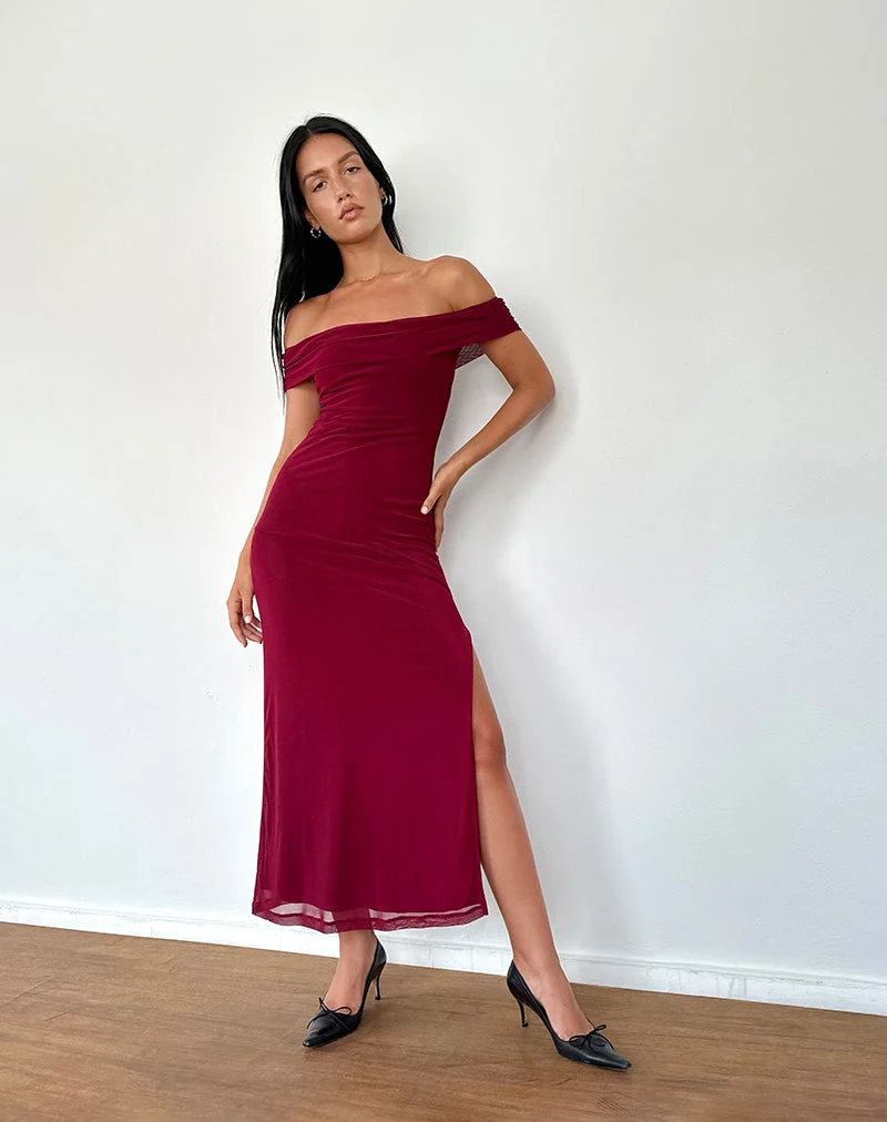 Tarna Bardot Maxikleid aus Mesh Burgundy