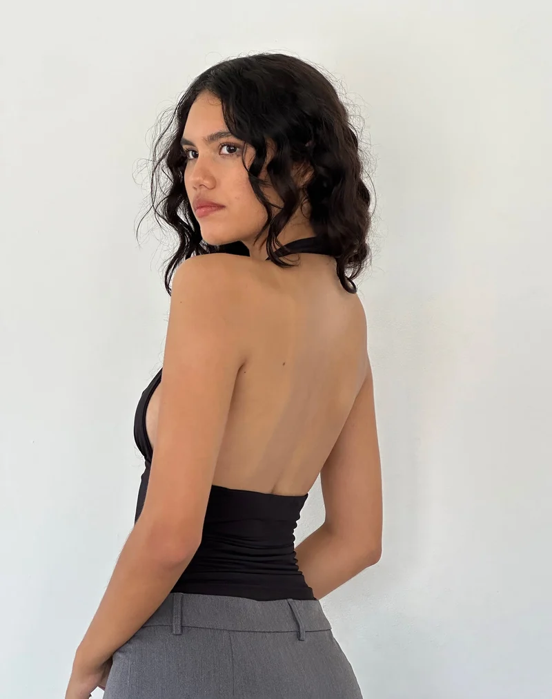 Cosimo Neckholder-Top mit tiefem Ausschnitt in Schwarz Slinky
