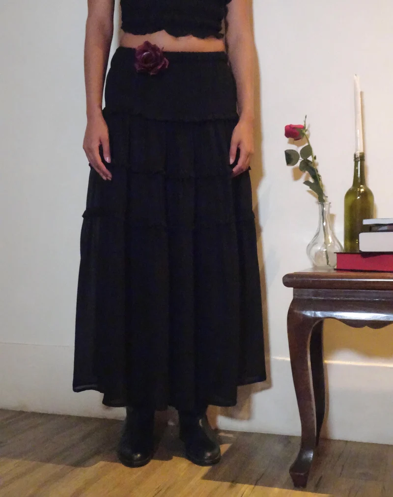 Norah Maxirock mit Stufen aus schwarzem Chiffon