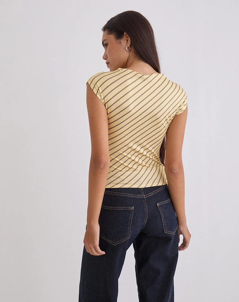 Nova Slinky Top in Gelb mit diagonalen Streifen