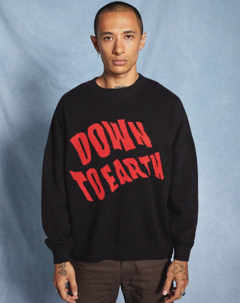 Jamin Pullover in Schwarz Down To Earth