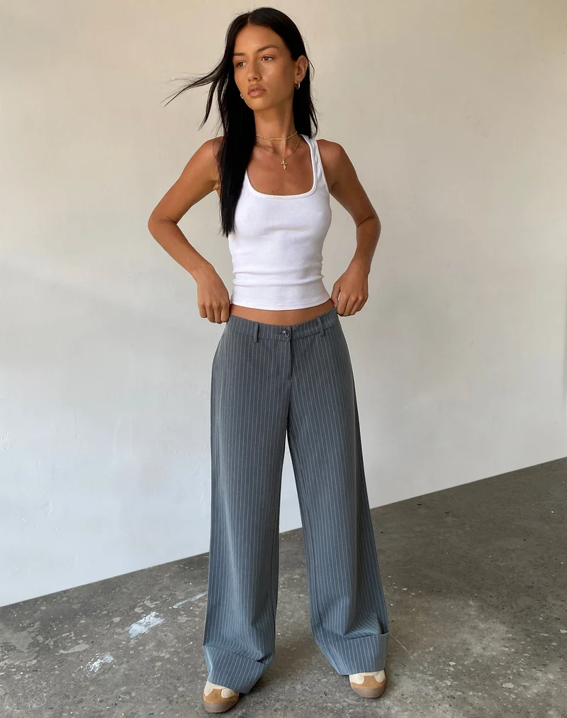 Abba Low Rise-Hose in Nadelstreifen Grau